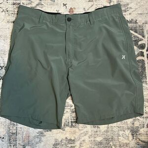 Hurley Shorts Size 40 GUC Green